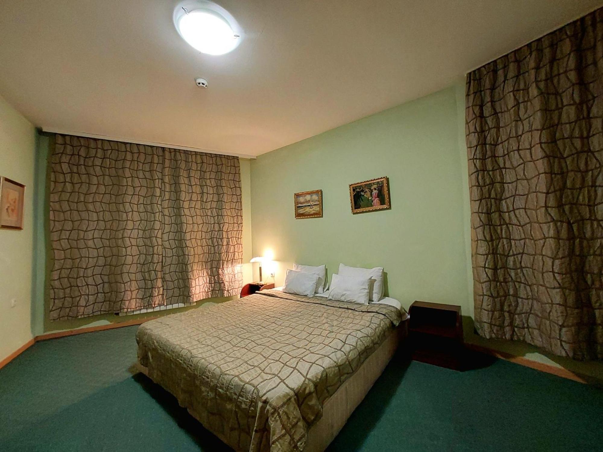 Family Art Hotel Gallery Πλέβεν Εξωτερικό φωτογραφία