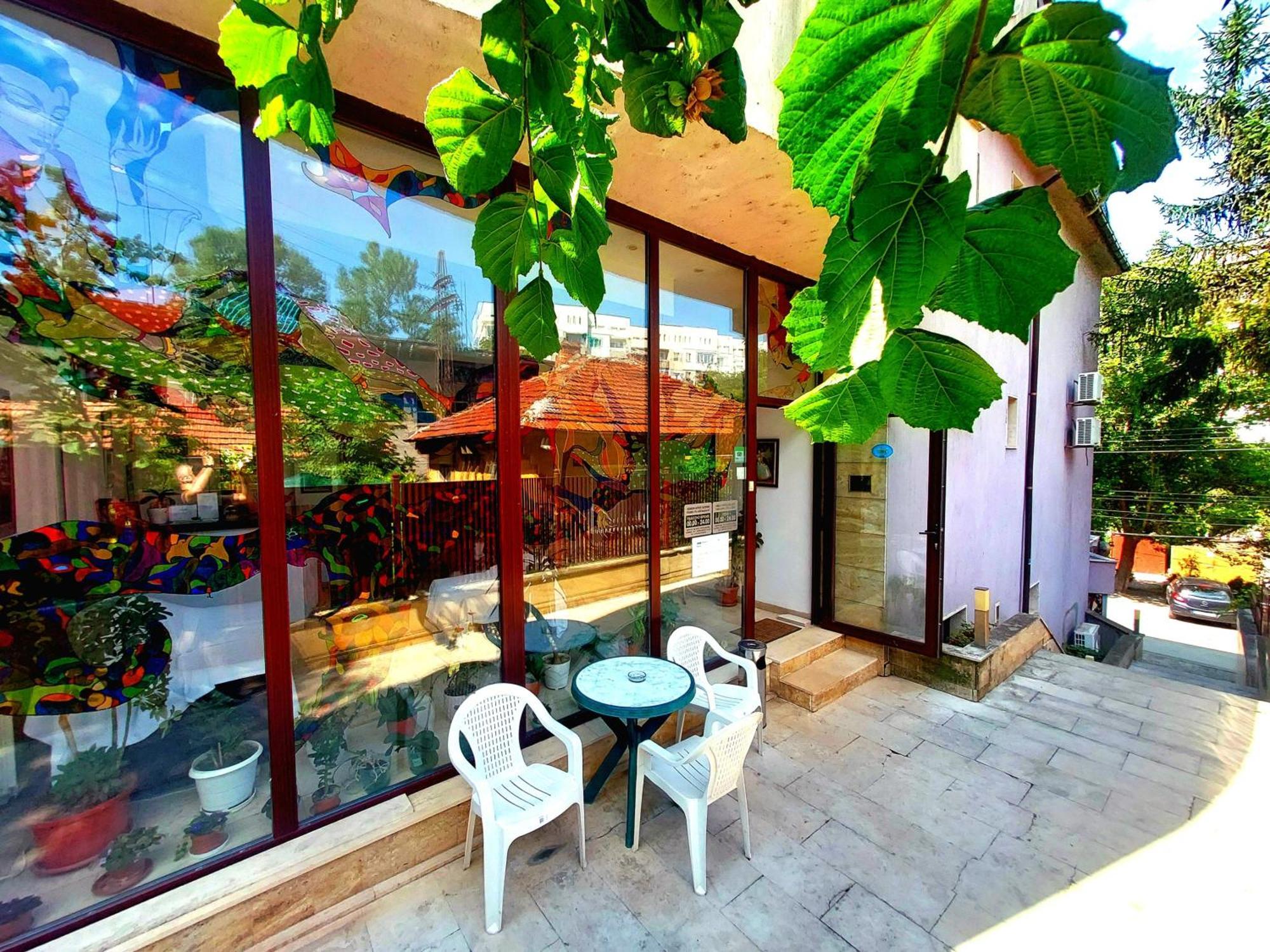Family Art Hotel Gallery Πλέβεν Εξωτερικό φωτογραφία